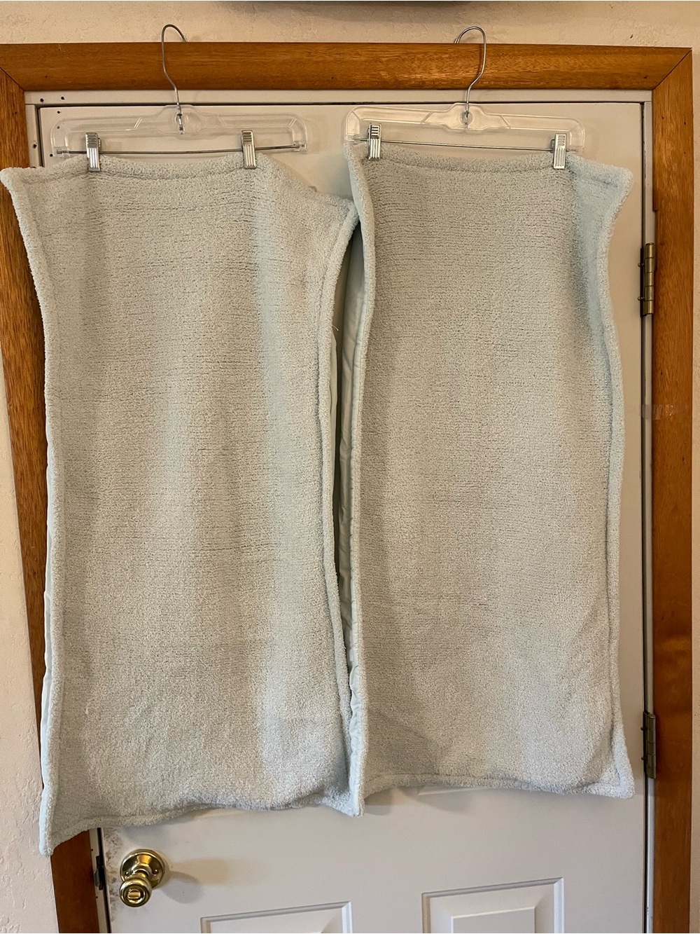 Set Of 2 Ugg Pillowcase Furry Plush Light Mint Green King Ultra Soft Brown Tag